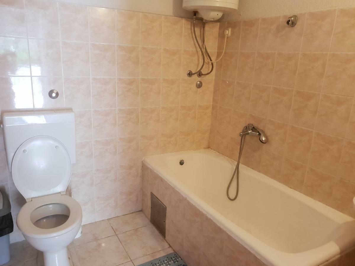 חוואר Guest House Alisa מראה חיצוני תמונה