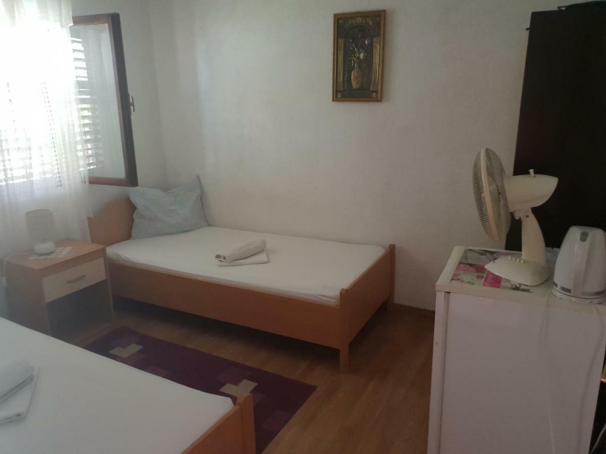 חוואר Guest House Alisa מראה חיצוני תמונה