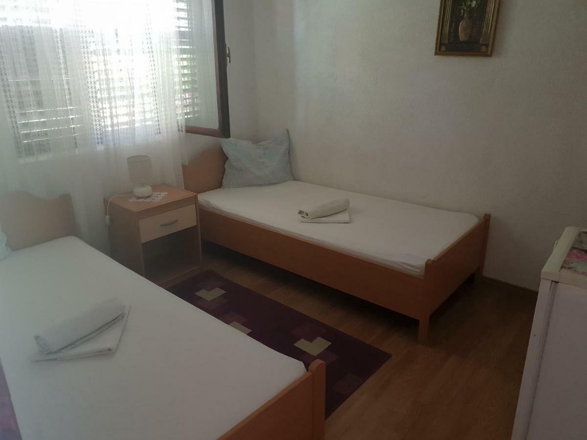 חוואר Guest House Alisa מראה חיצוני תמונה