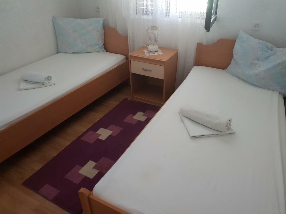 חוואר Guest House Alisa מראה חיצוני תמונה