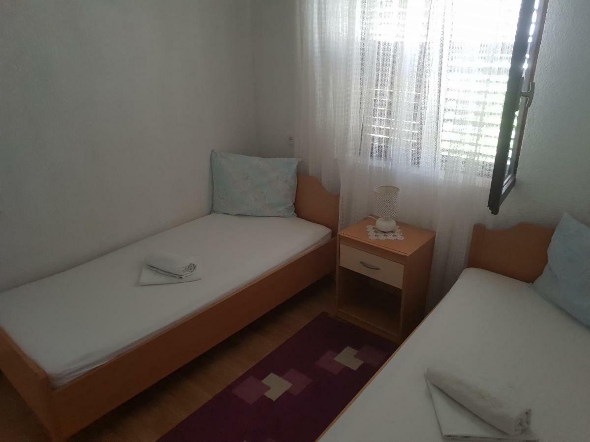 חוואר Guest House Alisa מראה חיצוני תמונה